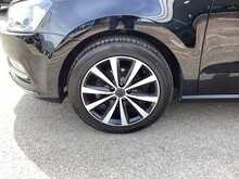 Volkswagen Polo beats - U44569