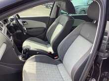 Volkswagen Polo beats - U44569