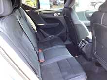 Volvo XC40 T3 R-Design - U44573