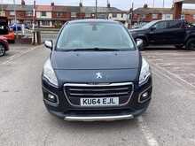 Peugeot 3008 HDi Allure - U44582