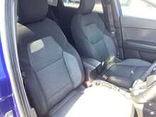 Renault Captur E-TECH evolution - U44590