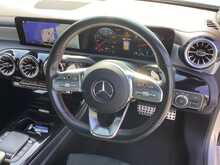 Mercedes-Benz CLA CLA180 AMG Line - U44593