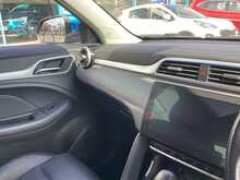 MG MG ZS T-GDI Exclusive - U44596