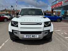 Land Rover Defender 110 SD4 SE - U44603