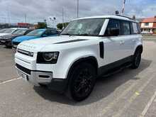 Land Rover Defender 110 SD4 SE - U44603