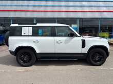 Land Rover Defender 110 SD4 SE - U44603