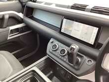 Land Rover Defender 110 SD4 SE - U44603
