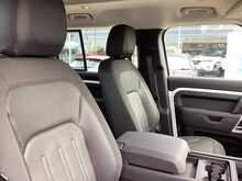 Land Rover Defender 110 SD4 SE - U44603