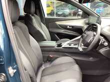 Peugeot 3008 PureTech GT - U44606