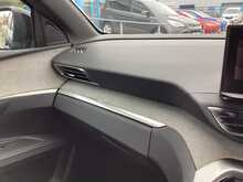 Peugeot 3008 PureTech GT - U44606