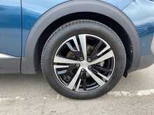 Peugeot 3008 PureTech GT - U44606
