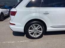 Audi Q7 TDI V6 S line - U44624