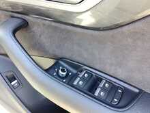 Audi Q7 TDI V6 S line - U44624