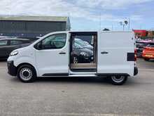 Vauxhall Vivaro Turbo D 3100 Dynamic - U44662