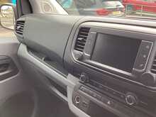 Vauxhall Vivaro Turbo D 3100 Dynamic - U44662
