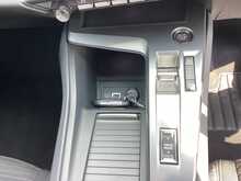 Peugeot 308 PureTech Active Premium - U44664