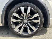 Volkswagen Tiguan TDI R-Line - U44669