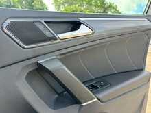 Volkswagen Tiguan TDI R-Line - U44669