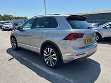 Volkswagen Tiguan TDI R-Line - U44669