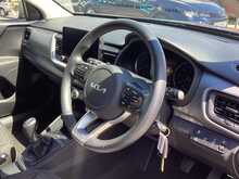 Kia Stonic T-GDi 2 - U44672