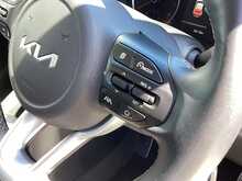 Kia Stonic T-GDi 2 - U44672