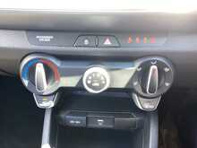 Kia Stonic T-GDi 2 - U44672