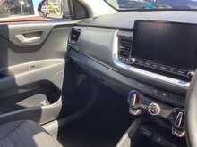 Kia Stonic T-GDi 2 - U44672