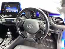Toyota C-HR VVT-i Dynamic - U44673