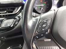 Toyota C-HR VVT-i Dynamic - U44673