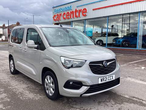Vauxhall Combo Life 1.5 BlueHDi Allure Standard MPV 5dr Diesel Manual Euro 6 (100 ps)