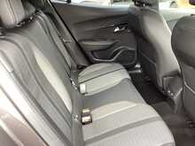 Peugeot 2008 PureTech Allure Premium - U44794