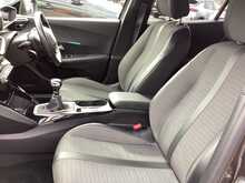 Peugeot 2008 PureTech Allure Premium - U44794