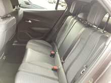 Peugeot 2008 PureTech Allure Premium - U44794