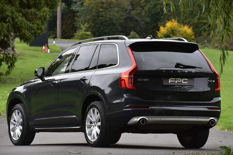 Volvo XC90 T6 Momentum - U1012