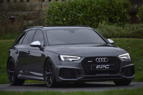 Audi RS4 Avant TFSI V6 - U1035