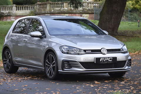 Volkswagen Golf 3.0 TDI V6 50 Sport Estate 5dr Diesel Tiptronic quattro Euro 6 (s/s) (286 ps)