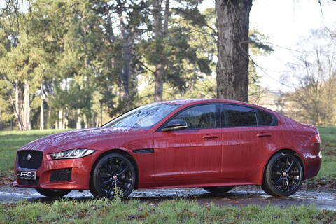 Jaguar XE i Landmark - U1066
