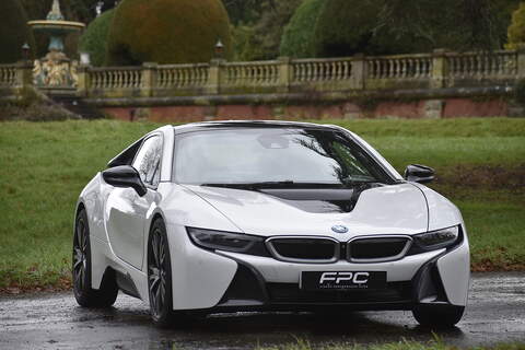 BMW i8  - U1114