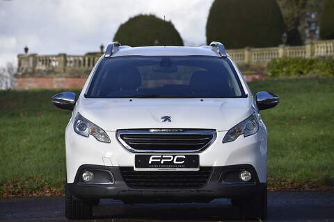 Peugeot 2008 e-HDi Allure - U1123