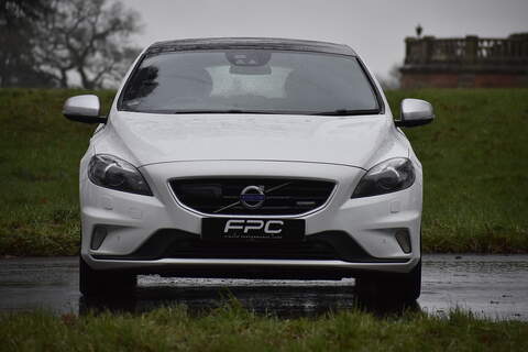 Volvo V40 D2 R-Design Lux Nav - U1126