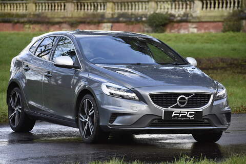 Volvo V40 3.0d V6 R-Sport Saloon 4dr Diesel Auto Euro 6 (s/s) (300 ps)