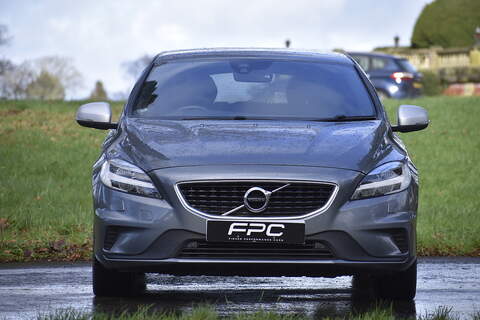 Volvo V40 T3 R-Design Edition - U1137