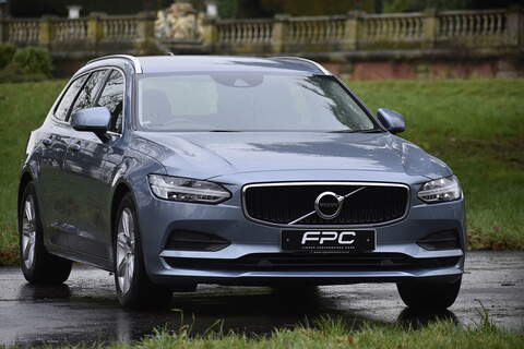 Volvo V90 D4 Momentum - U1142
