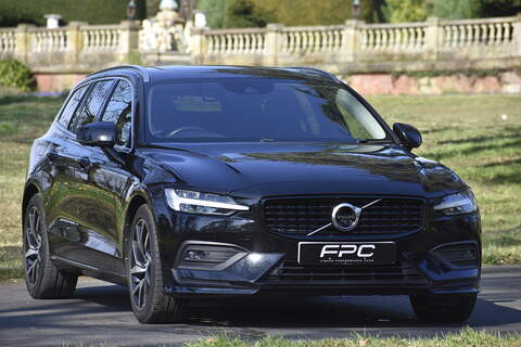 Volvo V60 T5 Momentum Pro - U1160