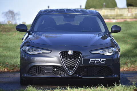 Alfa Romeo Giulia 2.0T Veloce Saloon 4dr Petrol Auto Euro 6 (s/s) (280 ps) - U1300