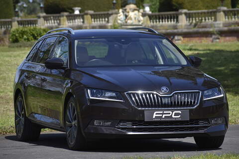 Skoda Superb 2.0 TDI Laurin & Klement Estate 5dr Diesel DSG Euro 6 (s/s) (190 ps) - U1311