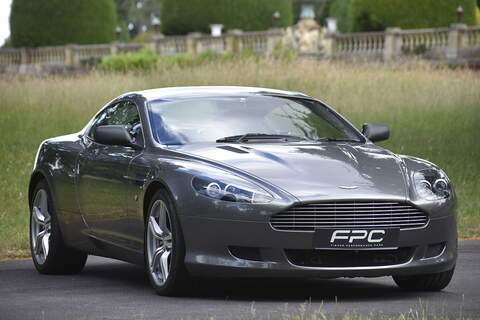 Aston Martin Db9 V12 - U1319