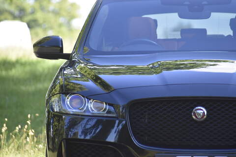 Jaguar F-PACE 3.0 D300 V6 S SUV 5dr Diesel Auto AWD Euro 6 (s/s) (300 ps) - U1322