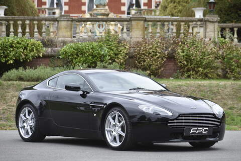 Aston Martin Vantage 5.0 V8 Coupe 2dr Petrol Auto Euro 5 (550 ps)