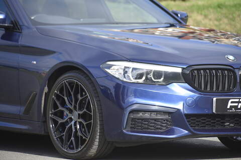 BMW 5 Series 3.0 530d M Sport Touring 5dr Diesel Auto xDrive Eu Estate 3.0 Automatic Diesel - U1407